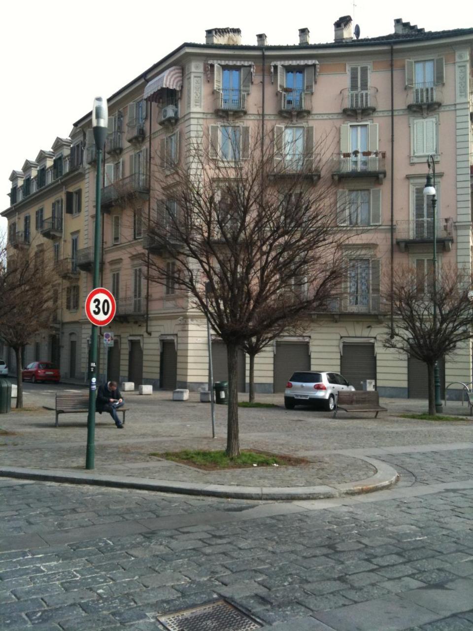 Un Piano Sotto Arturo Apartamento Turín